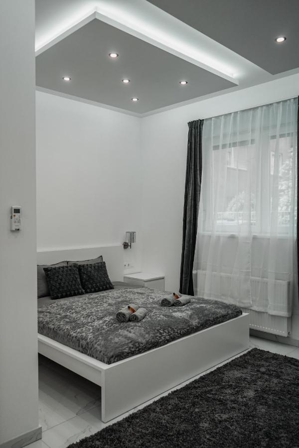 Downtown Pearl Apartments Budapest Esterno foto